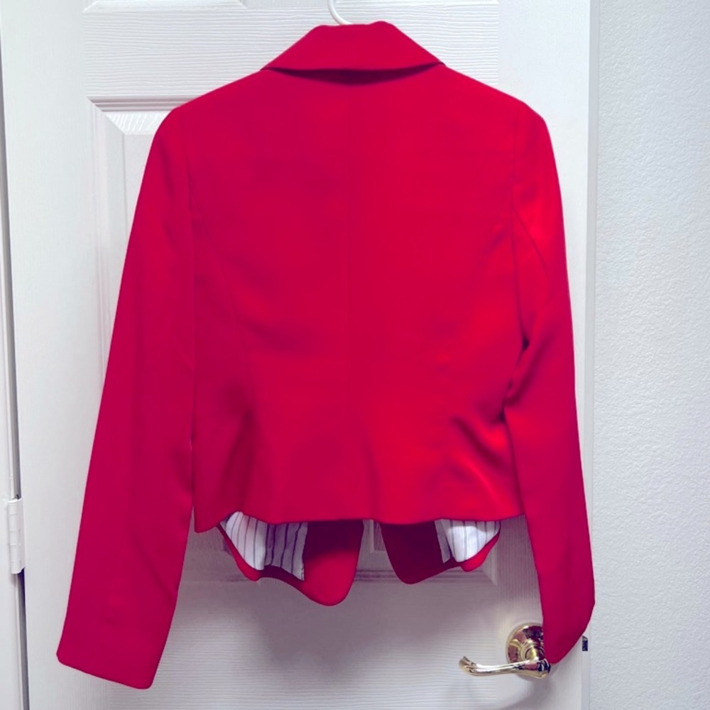 Bebe - Picture 6 of 11